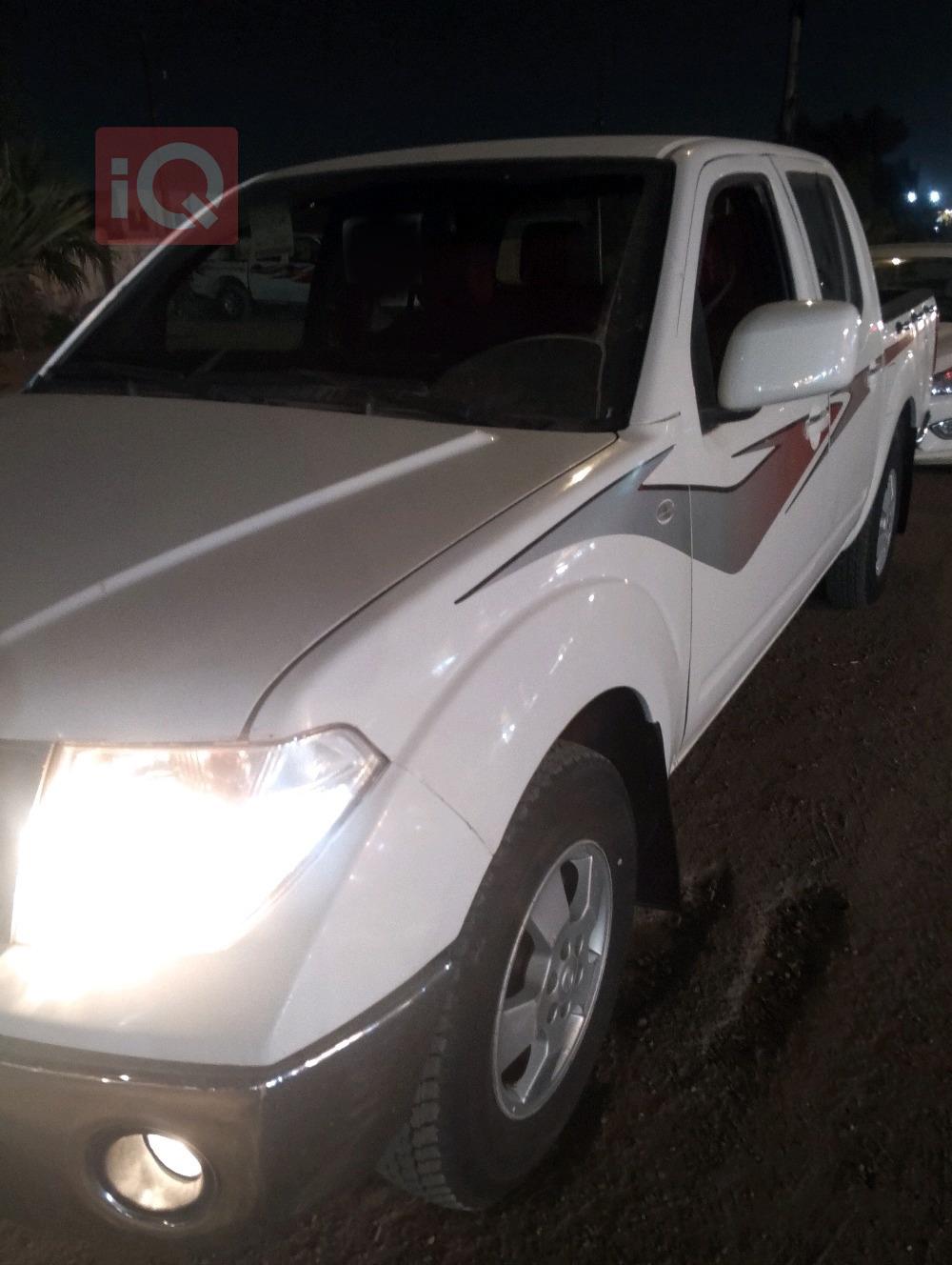 نيسان نافارا